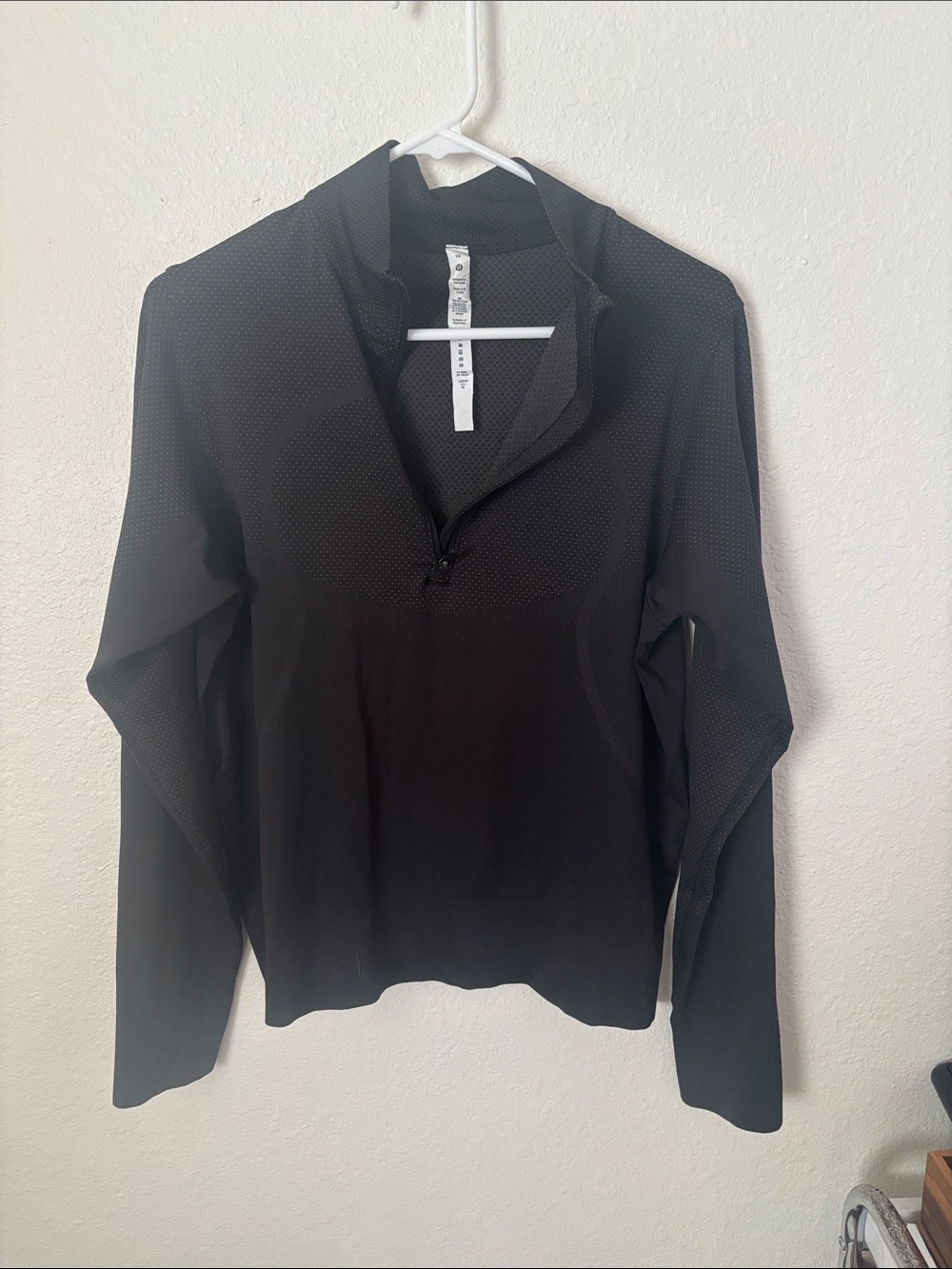 Lululemon swiftly relaxed half zip